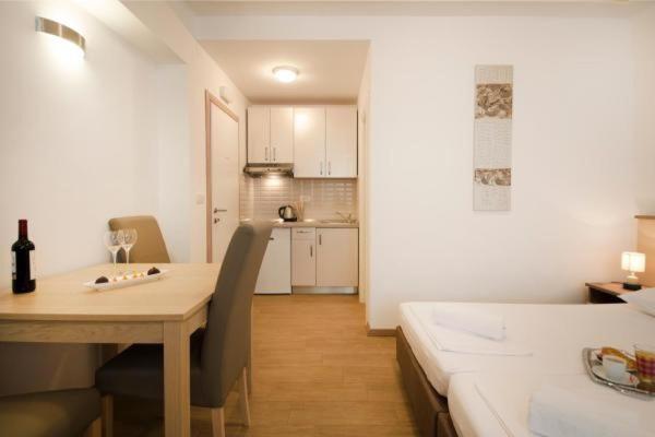Guest House Mia Split Buitenkant foto